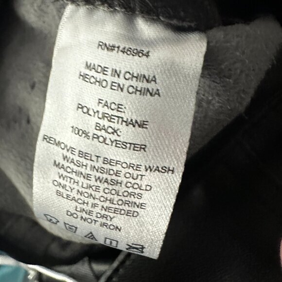 NWT Grey Collective Vegan Leather Cropped Flare Pants with Belt - Picture 11 of 11